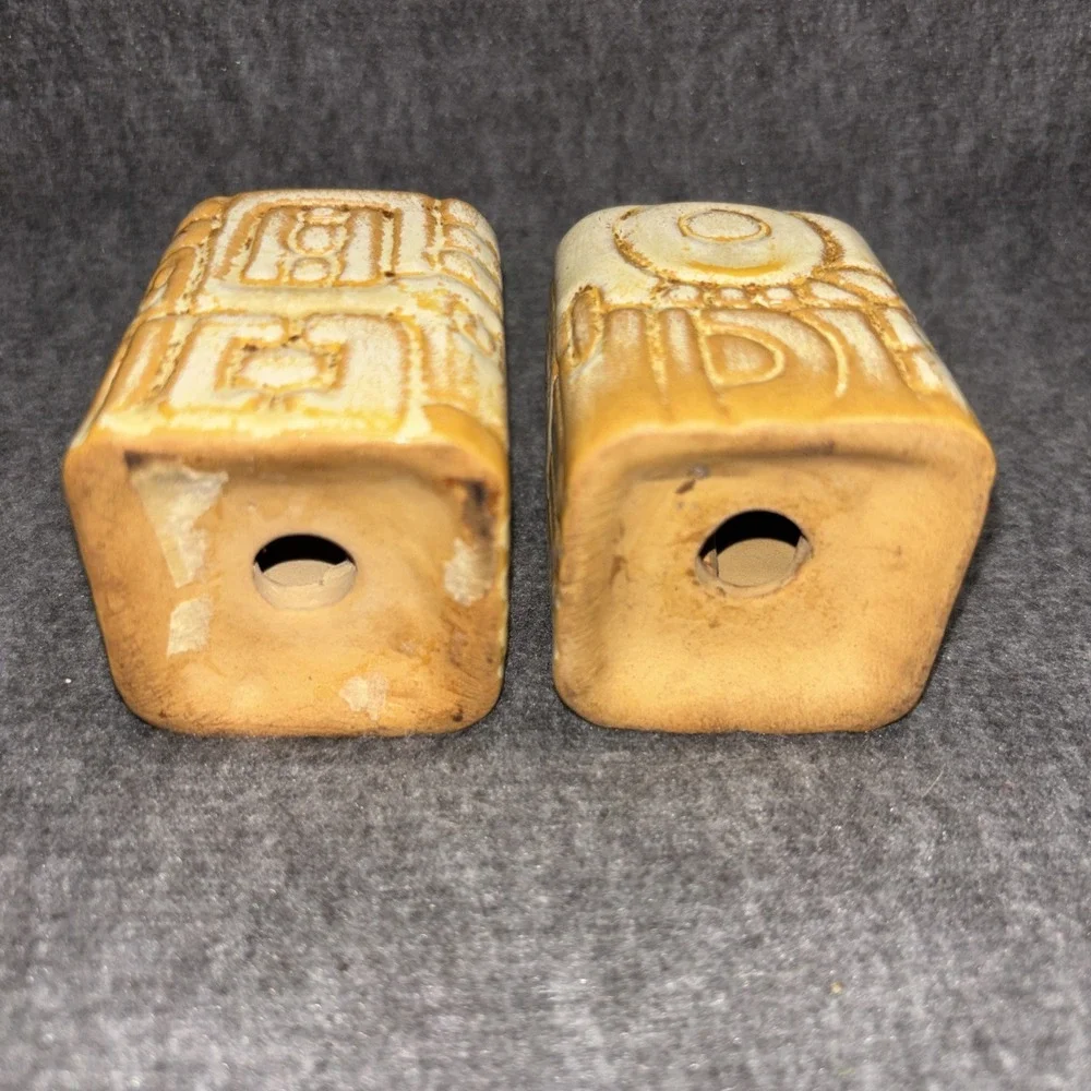 Vintage FRANKOMA Mayan Aztec Prairie Brown Tan Salt & Pepper‎ MCM No Corks 2.5